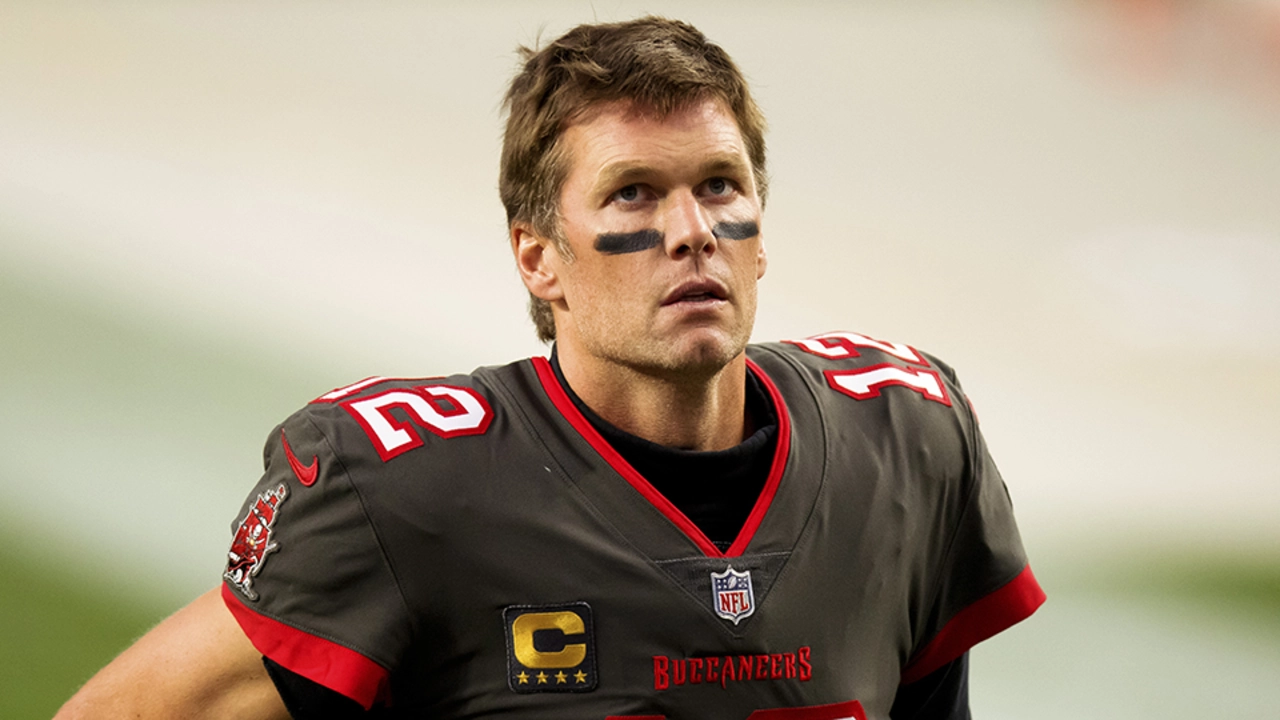 In che anno pensi che il giocatore della NFL Tom Brady si ritirerà?
